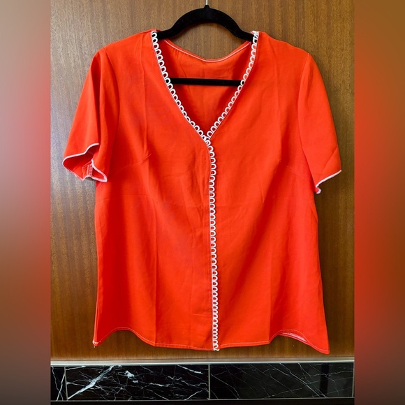 2/$15 - Red Short Sleeve Blouse with White Loop Trim – Size L - Picture 3 of 9